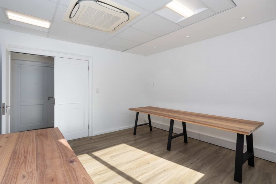 To Let commercial Property for Rent in Val De Vie Estate Western Cape